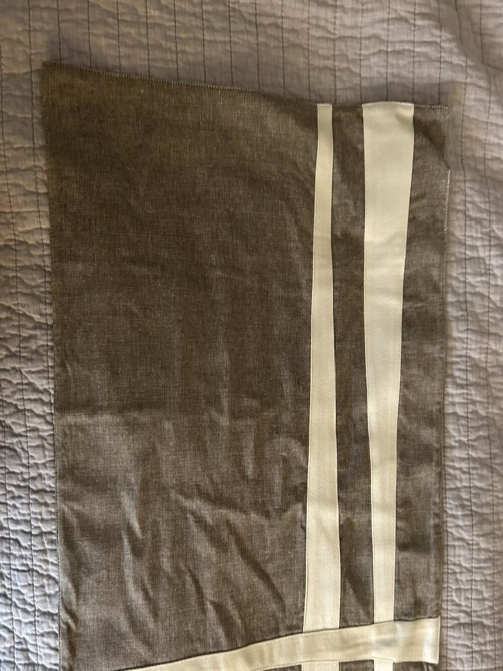 NEW Crate&Barrel placemats, brown with ivory pattern, 14 x 19 inch
